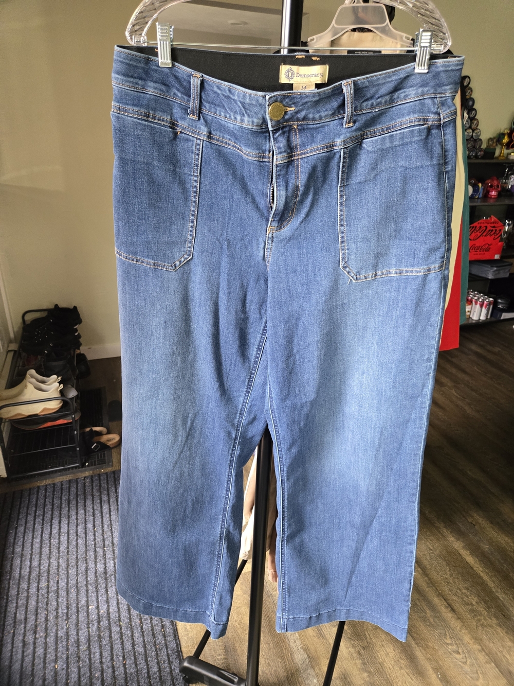 Democracy Mid-Rise Ankle Crop Jeans in Medium Blue